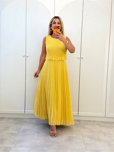 9473 Sarı Piliseli Premium Elbise