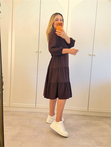 9718 Kahve Yaka Bağlama Elbise