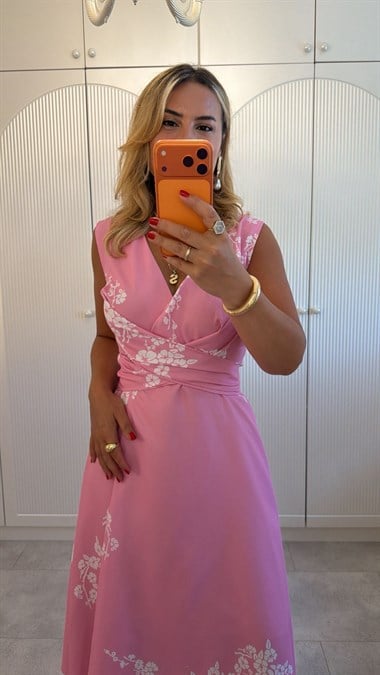 9498 Pembe Çiçekli Sıfır Kol Elbise