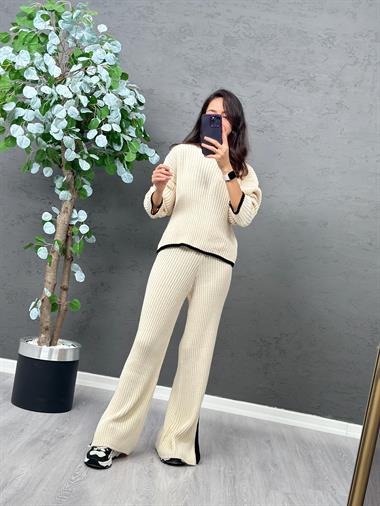 3391 Ekru Yan Yırtmaç Triko Takım