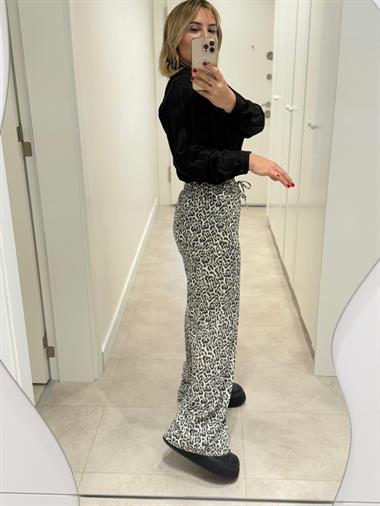 6829 Siyah Ekru Leopar Pantolon