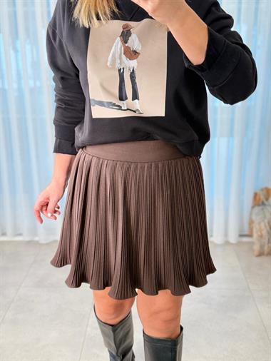 8886 Orj Marka Kahve Pileli Şortlu Etek