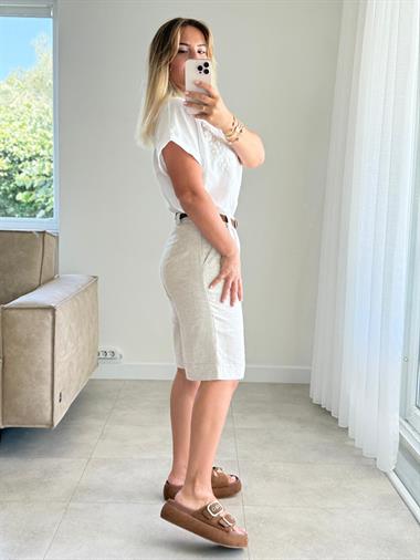 8270 Bej Kemerli Şort 