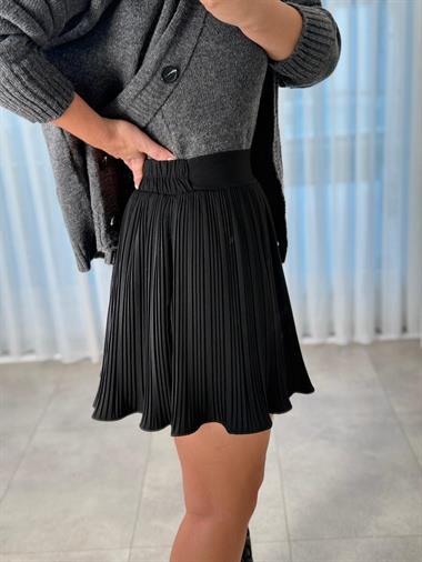 8887 Orj Marka Siyah Pileli Şortlu Etek