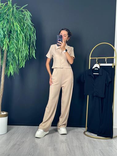 3356 Bej Yakalı Takım