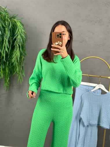 3373 Orj Marka Yeşil Triko Takım