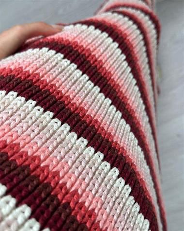 3369 Renkli Askılı Örme Elbise