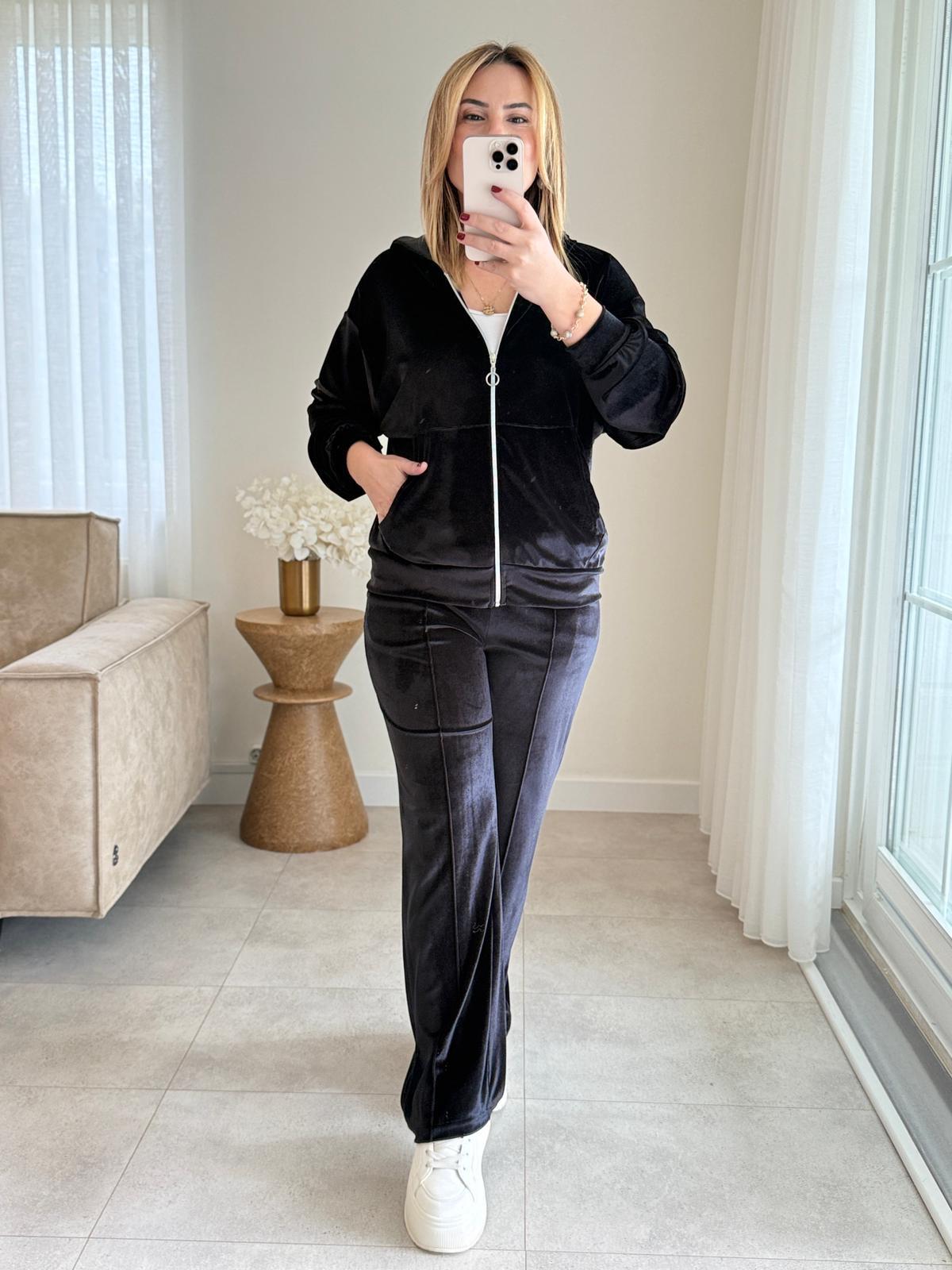 8859 Siyah Fermuarlı Kadife Takım