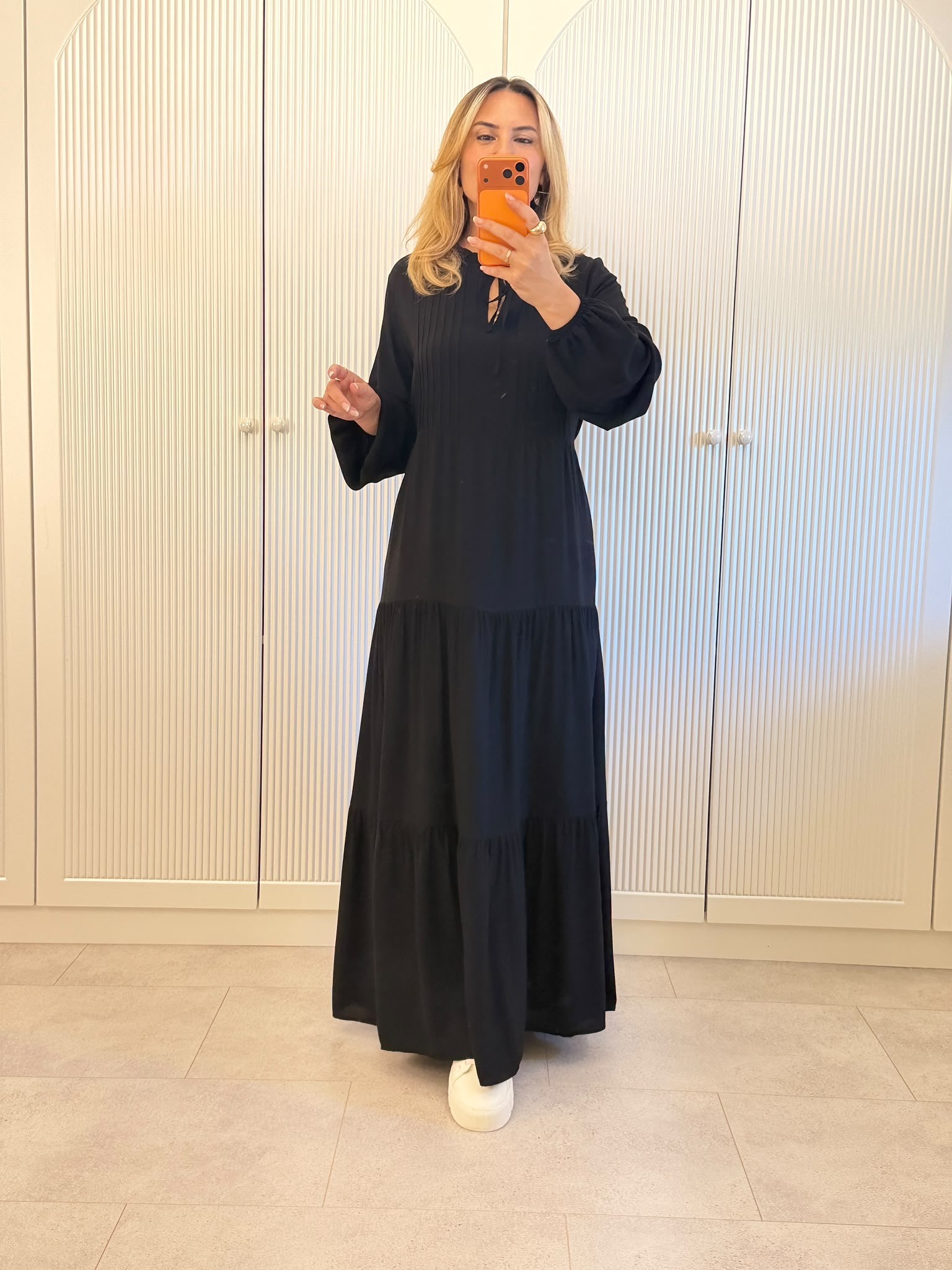 9722 Siyah Maxi Yaka Bağlama Elbise