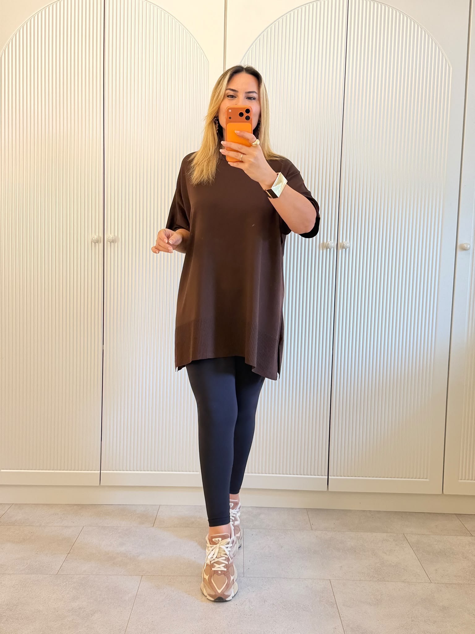 9765 Kahve Yırtmaçlı Triko