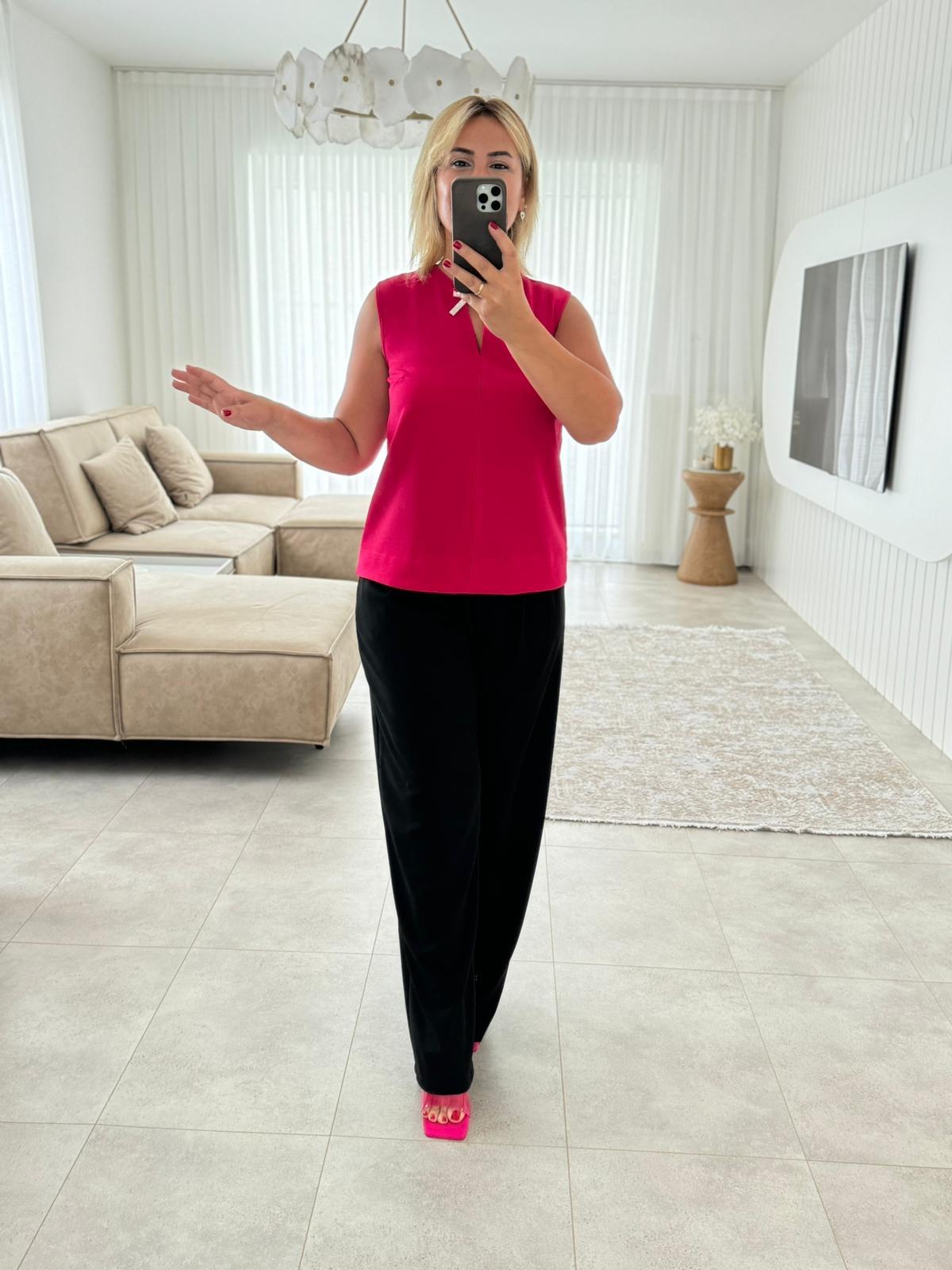 6669 Broş Aksesuar Pembe Bluz