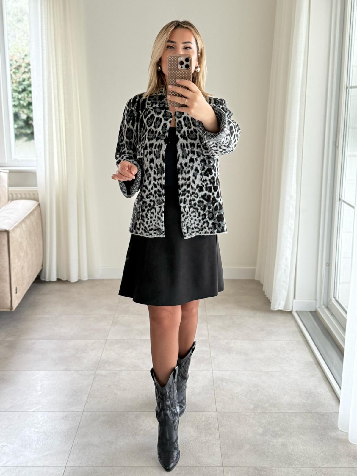 7293 Leopar Desen Cepli Hırka