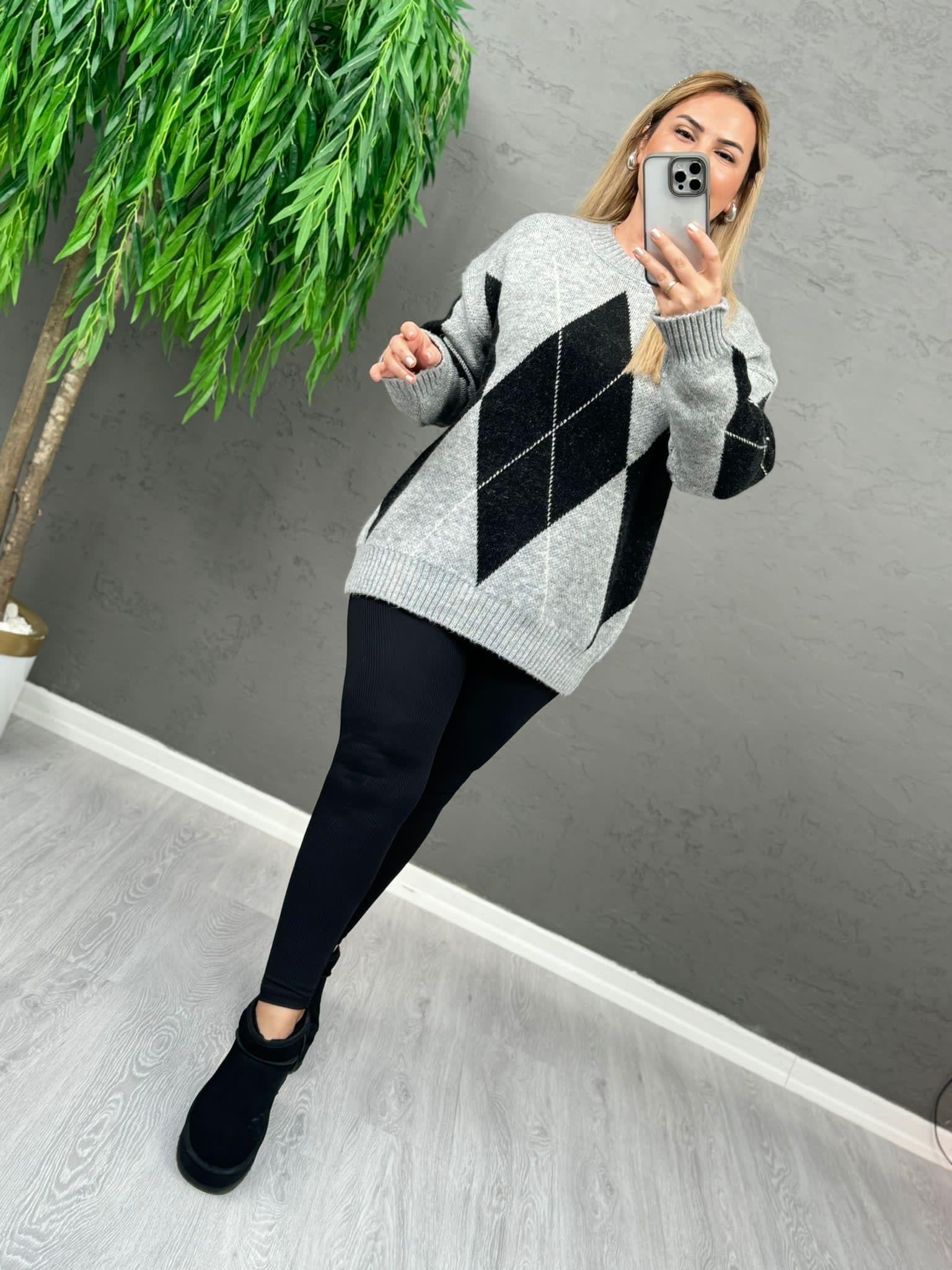 5651 Siyah Gri Baklava Kazak