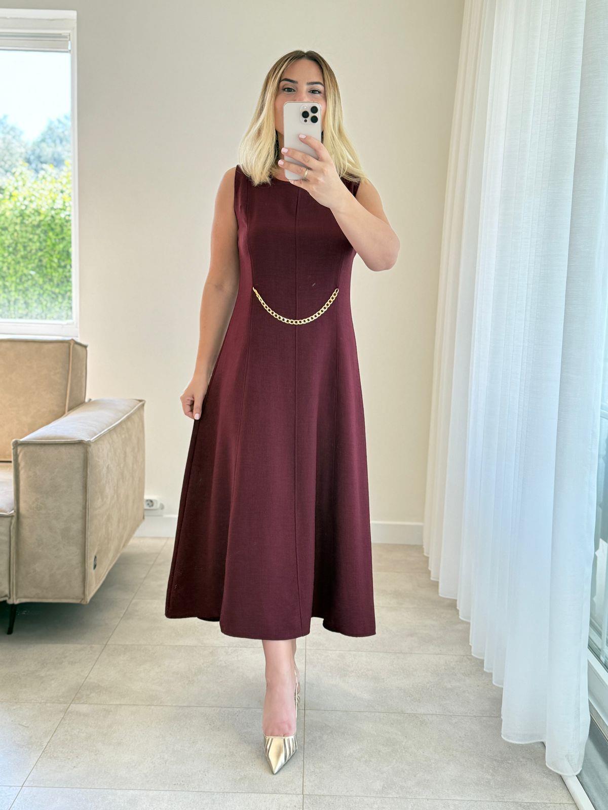 7881 Zincir Detaylı Bordo Elbise