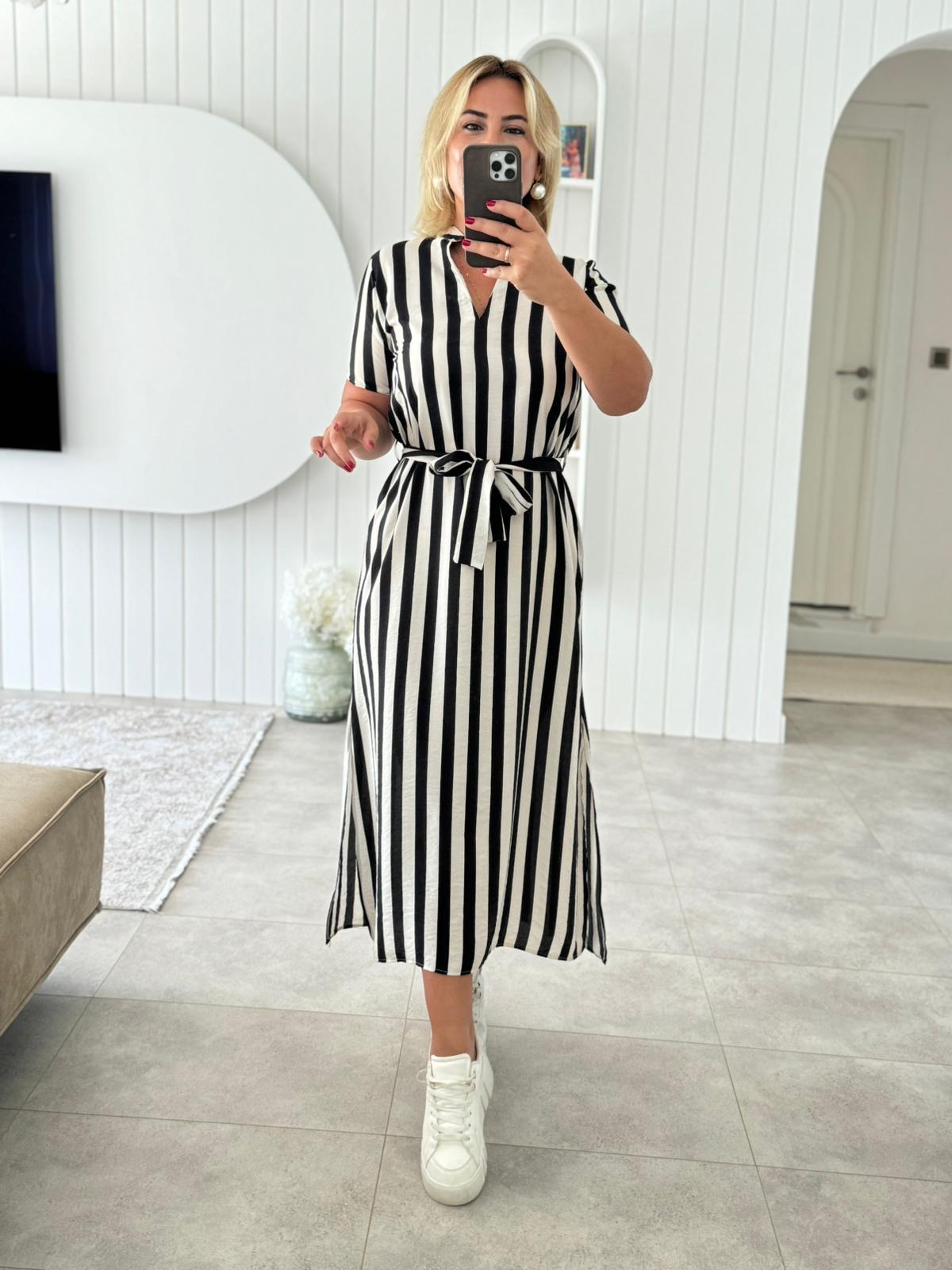 6812 Siyah Çizgili Hakim Yaka Elbise