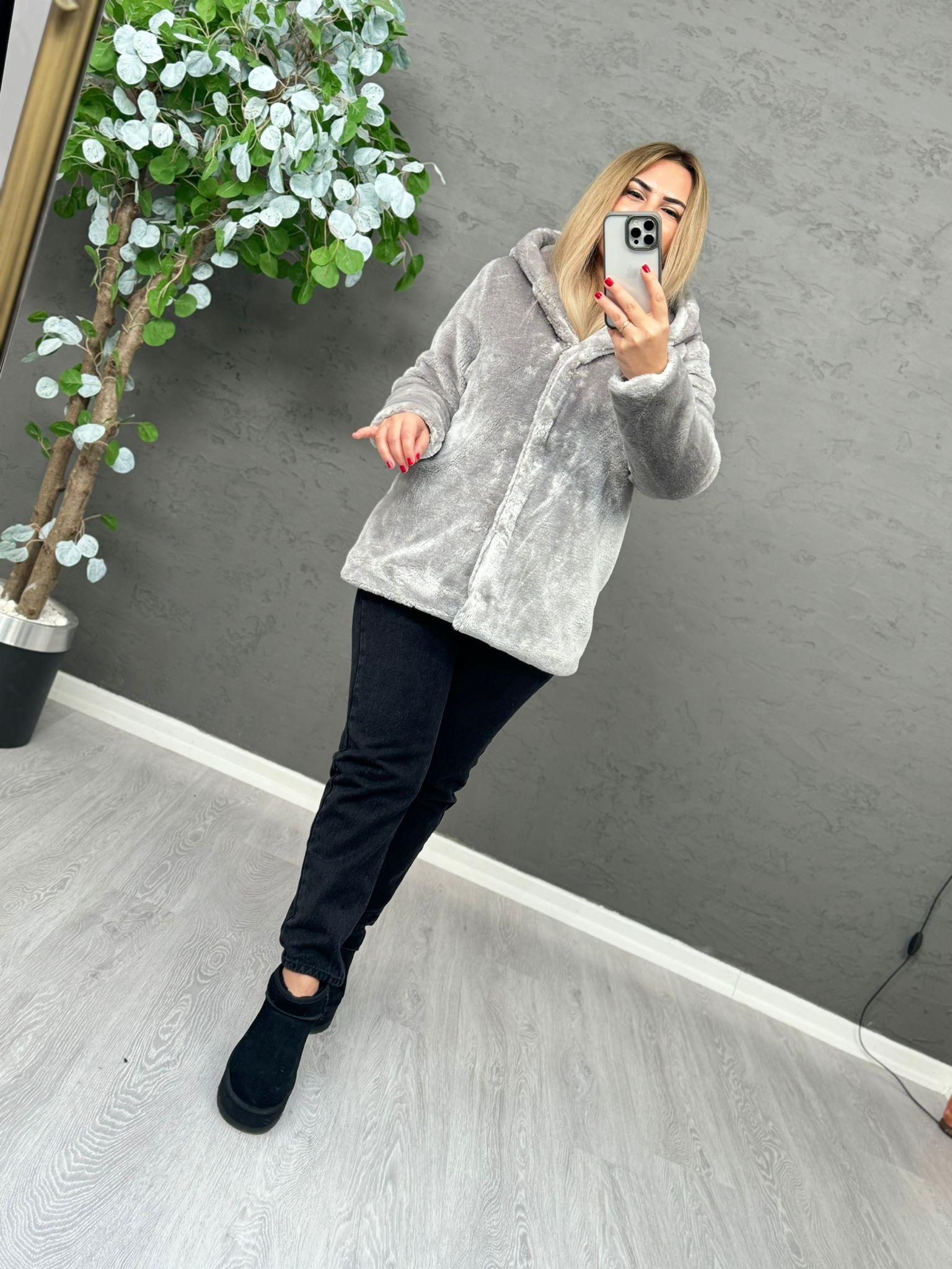 5591 Kapişonlu Peluş Mont