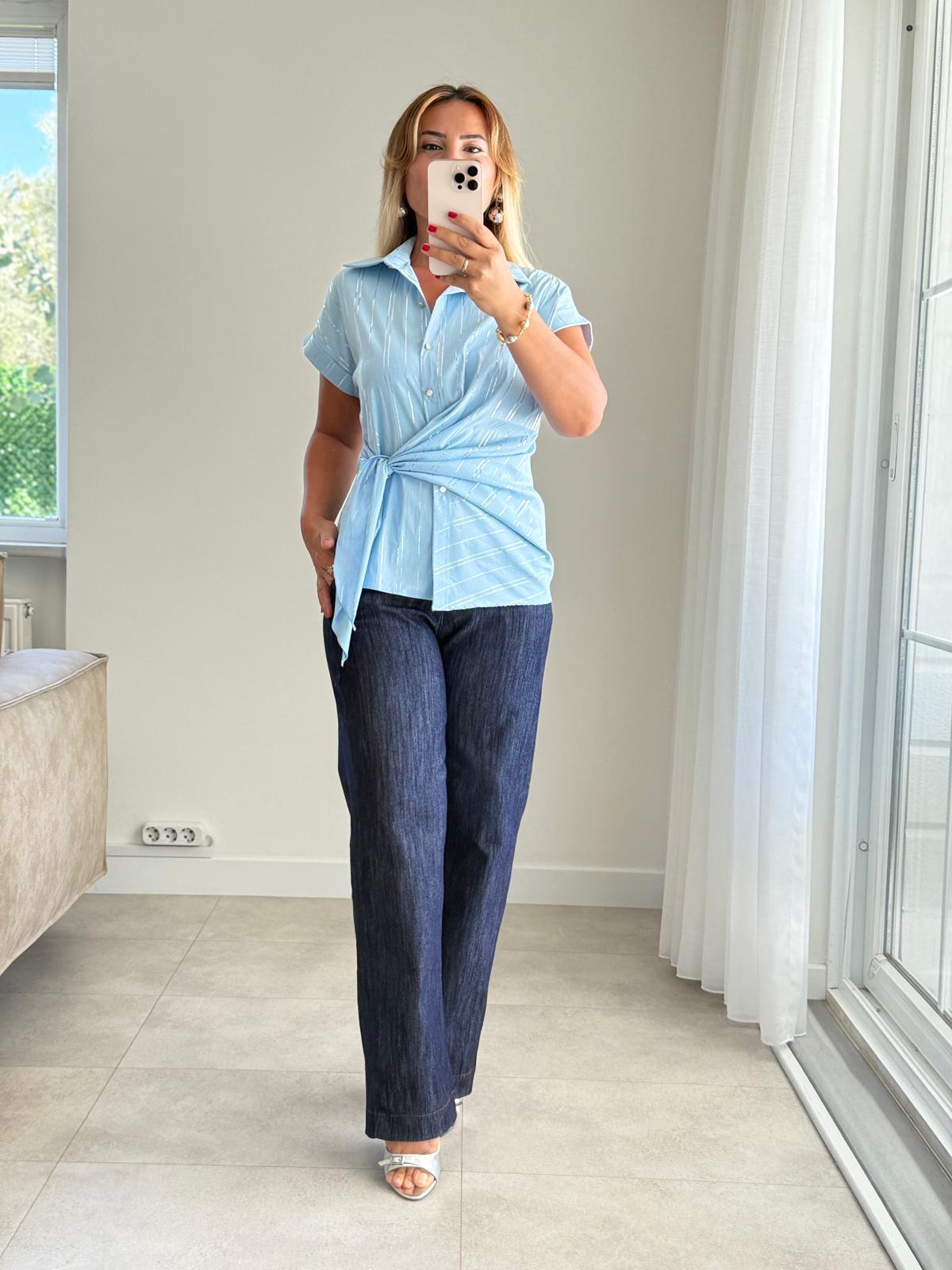 8448 Bebe Mavi Bağlama Detay Poplin Gömlek