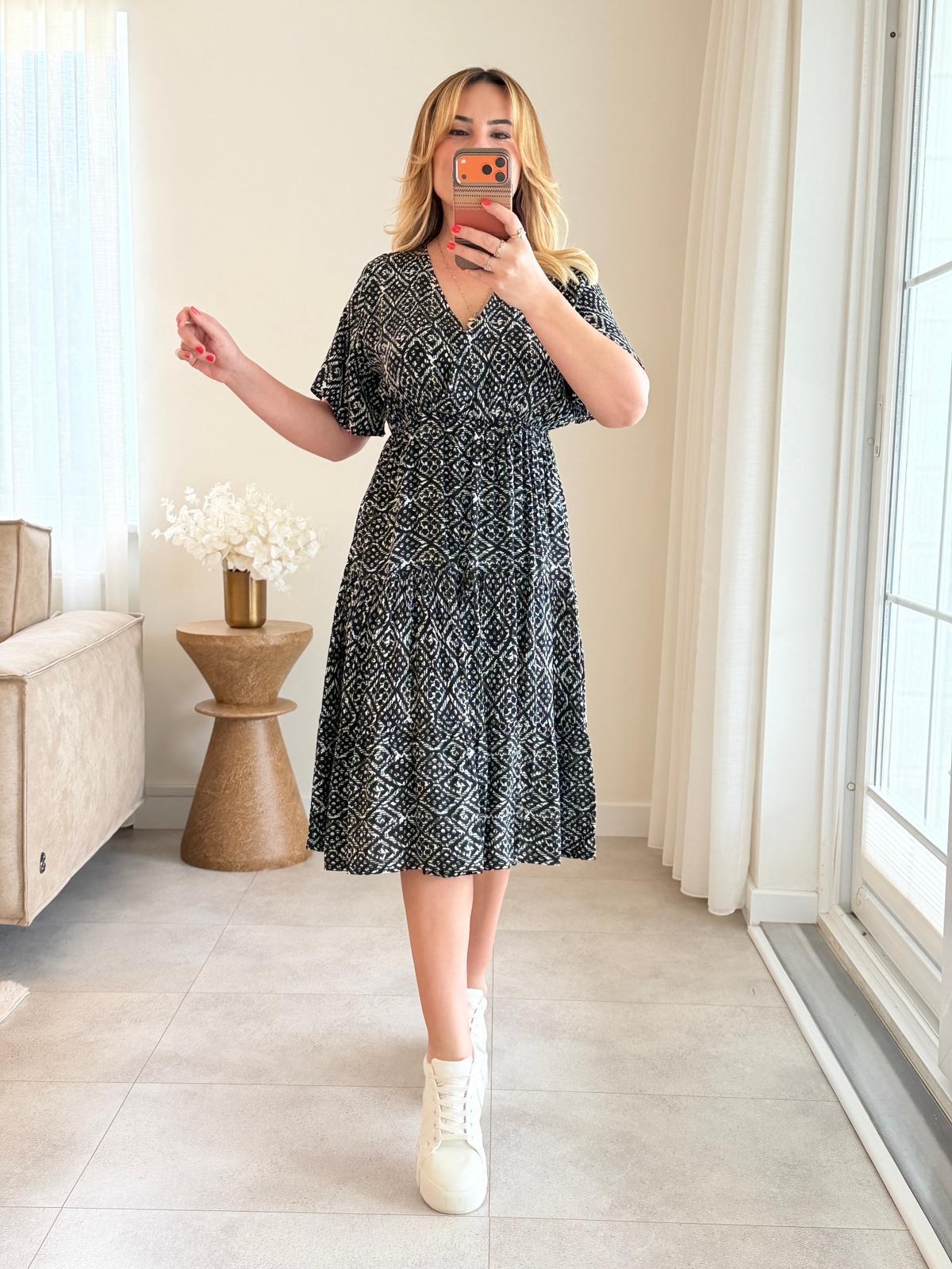 8948 Zümrüt Desenli Kruvaze Yaka Elbise