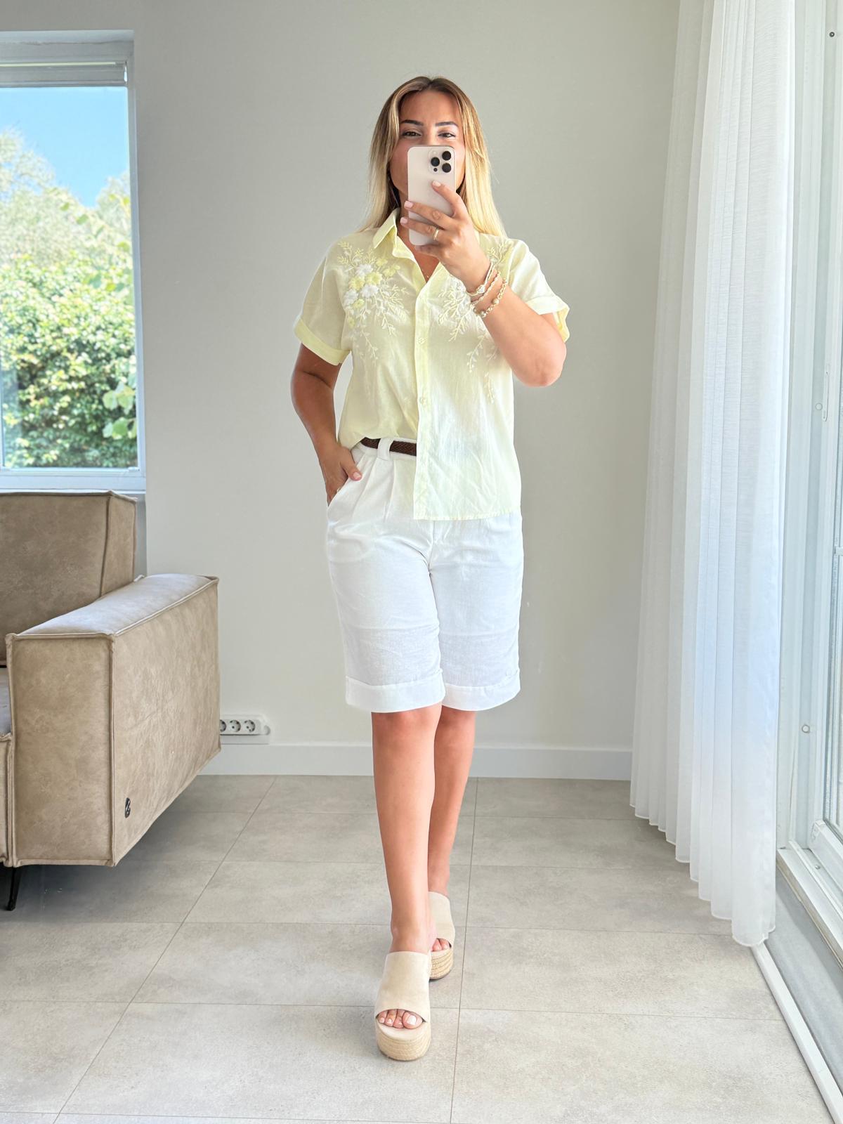 8268 Beyaz Astarlı Şort 