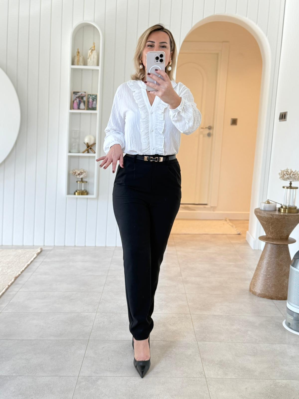 7267 Fırfır Yaka Ekru Gömlek