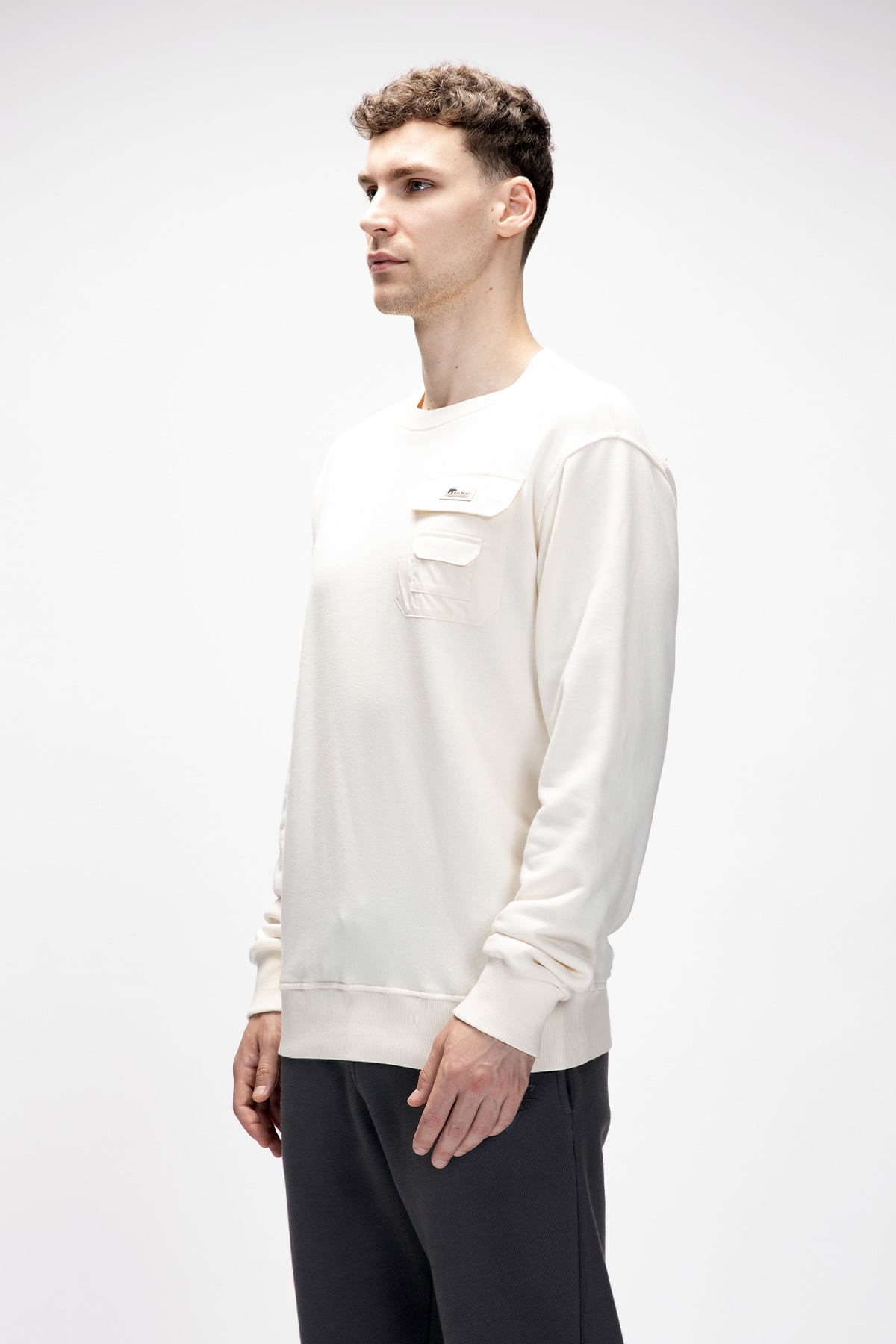 RISE CREWNECK CREWNECK BEYAZ BELİRTİLMEMİŞ MAN SWEATSHIRT RISE CREWNECKRISE CREWNECK