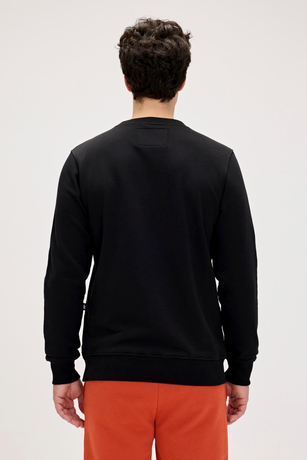 SNOW CREWNECK PRINTED CREWNECK SİYAH BELİRTİLMEMİŞ MAN SWEATSHIRT SNOW CREWNECKSNOW CREWNECK