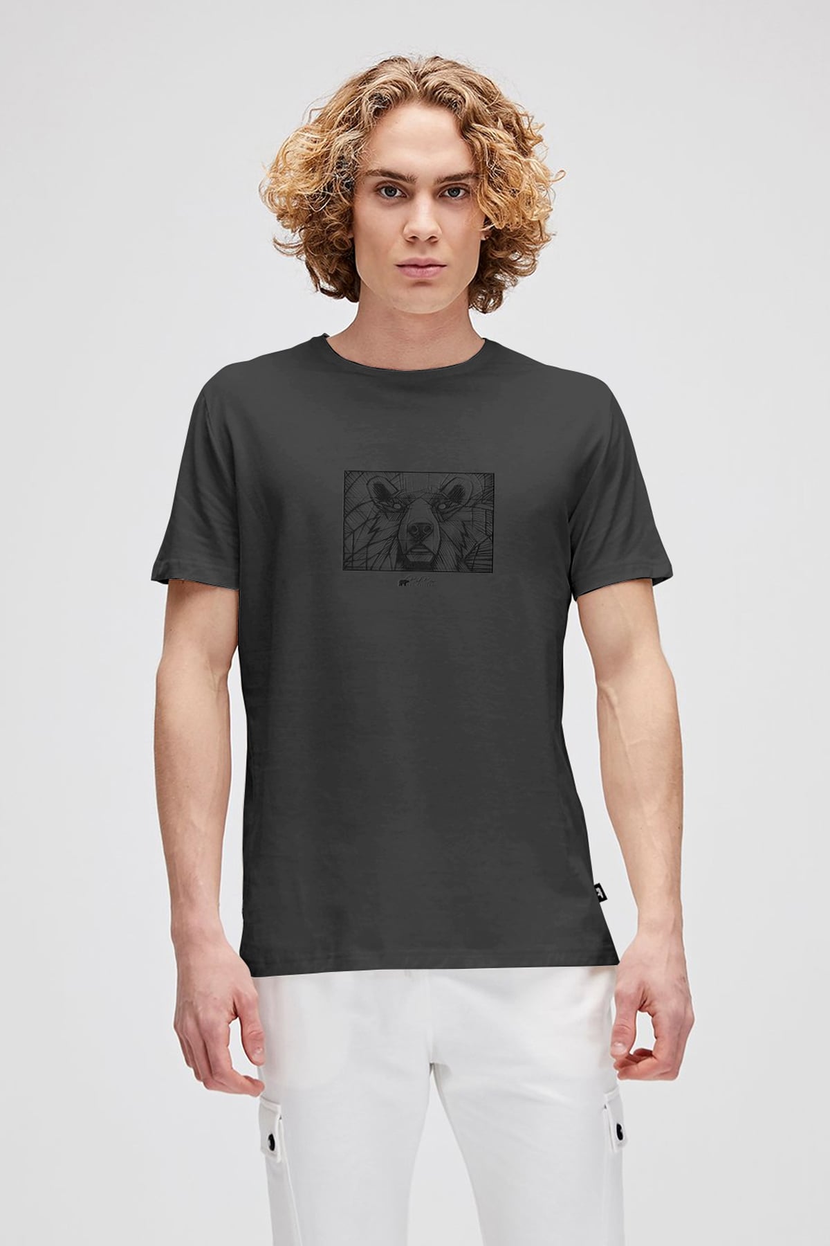 WALL BEAR T-SHIRT PRINTED T-SHIRT ANTRASİT  MAN T-SHIRT WALL BEAR T-SHIRTWALL BEAR T-SHIRT