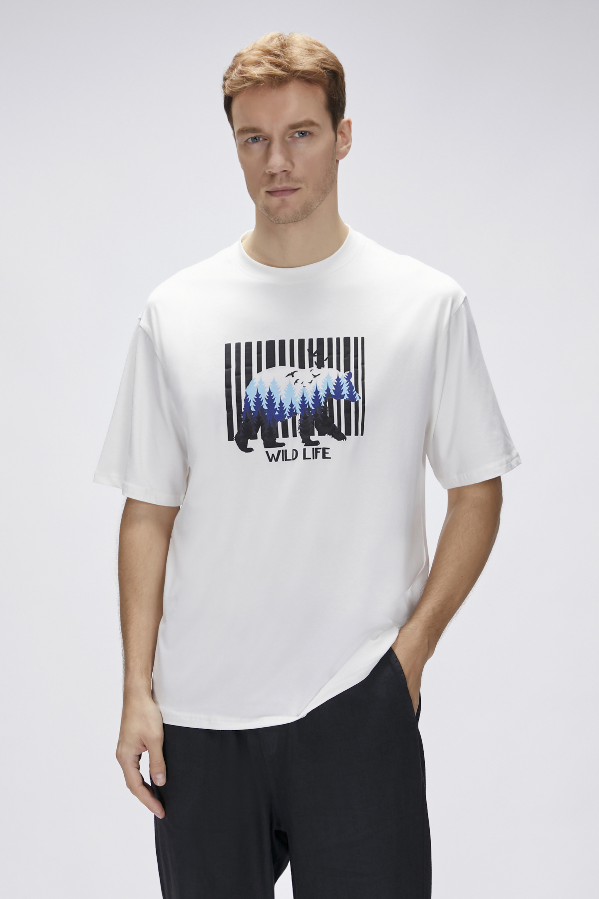 Reid Off-White Mens Oversize T-Shirt