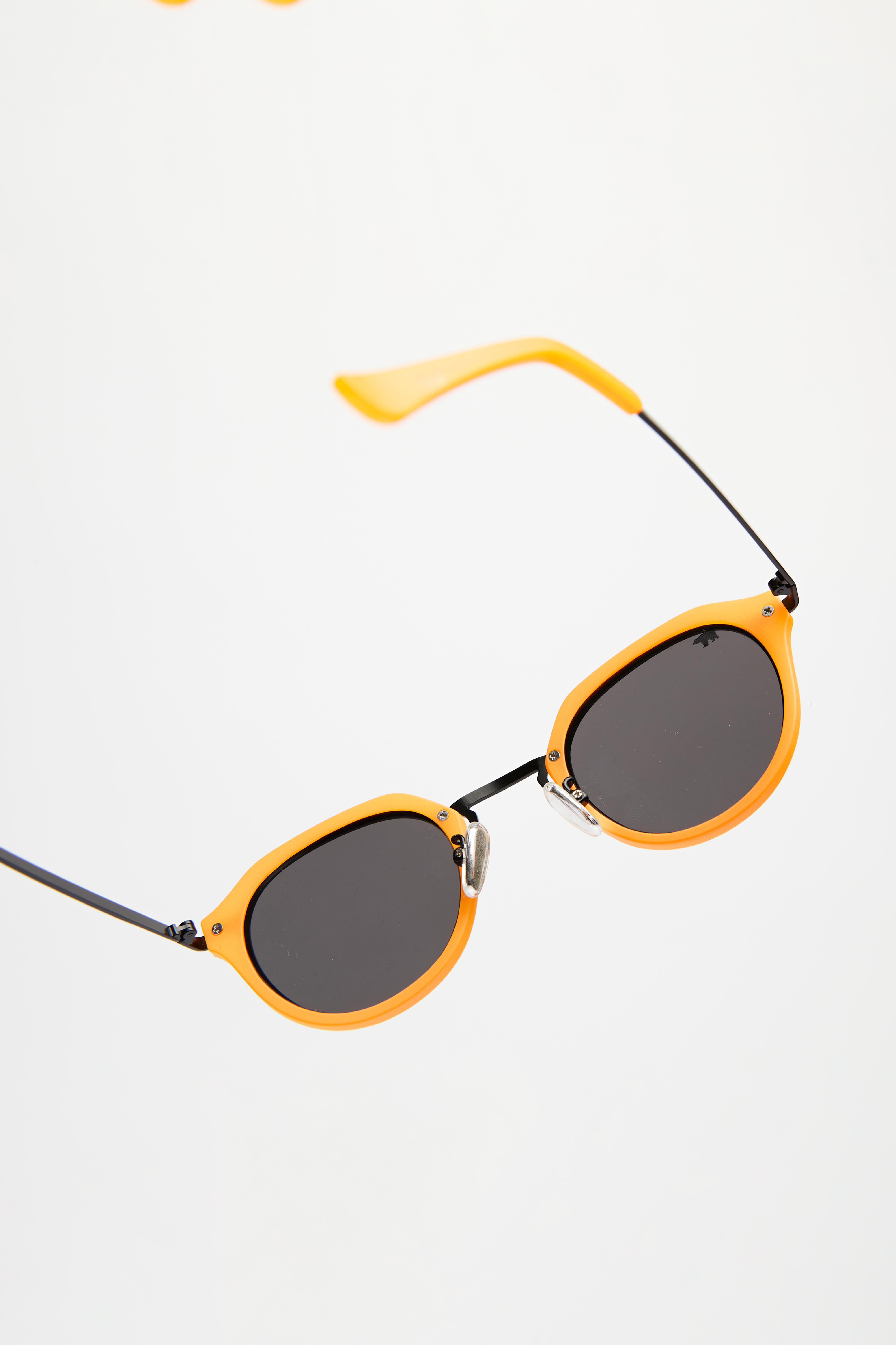 Richard Unisex Orange Sunglasses