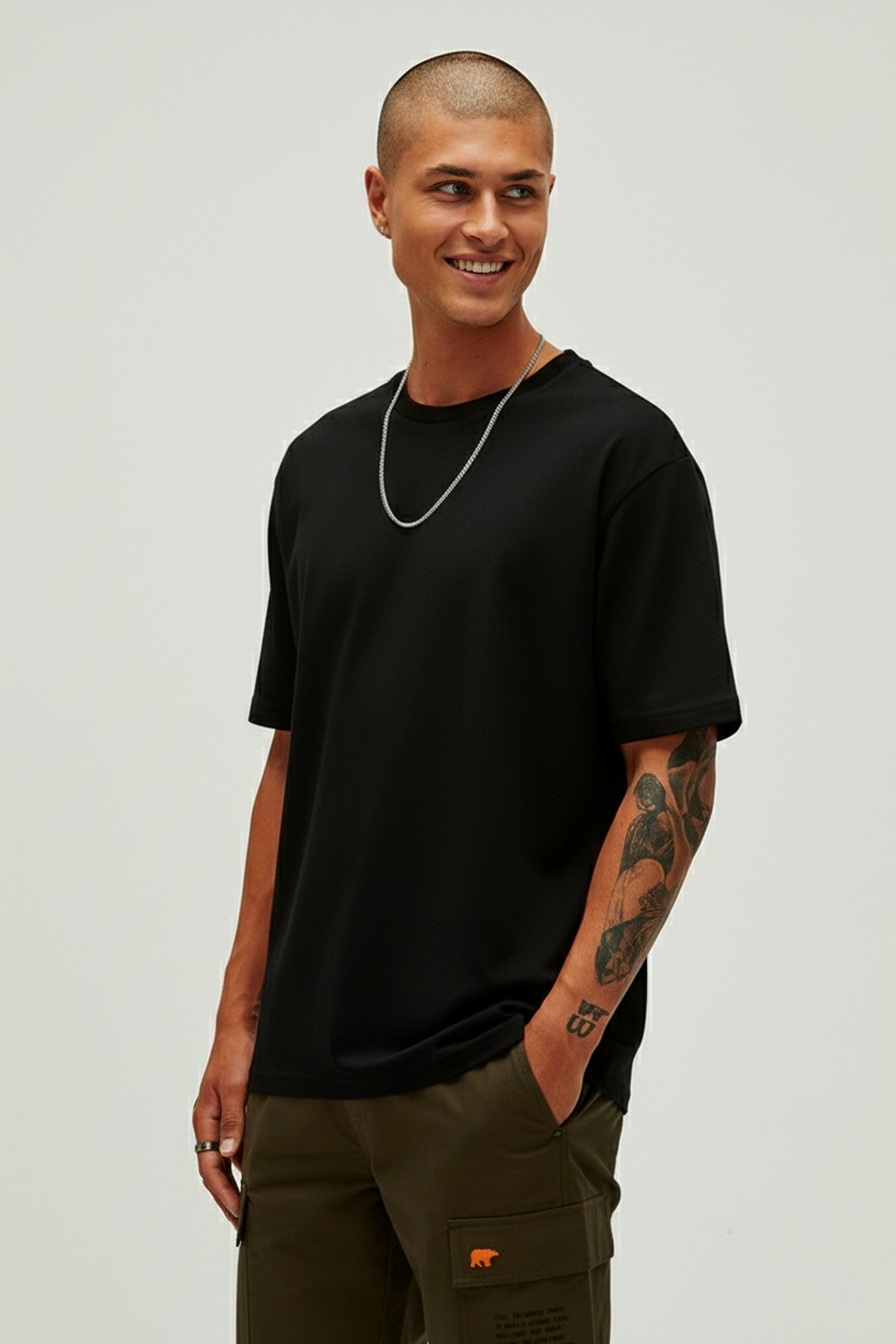 ROUTINE BASIC T-SHIRT BASIC T-SHIRT SİYAH  MAN T-SHIRT ROUTINE BASIC T-SHIRTROUTINE BASIC T-SHIRT