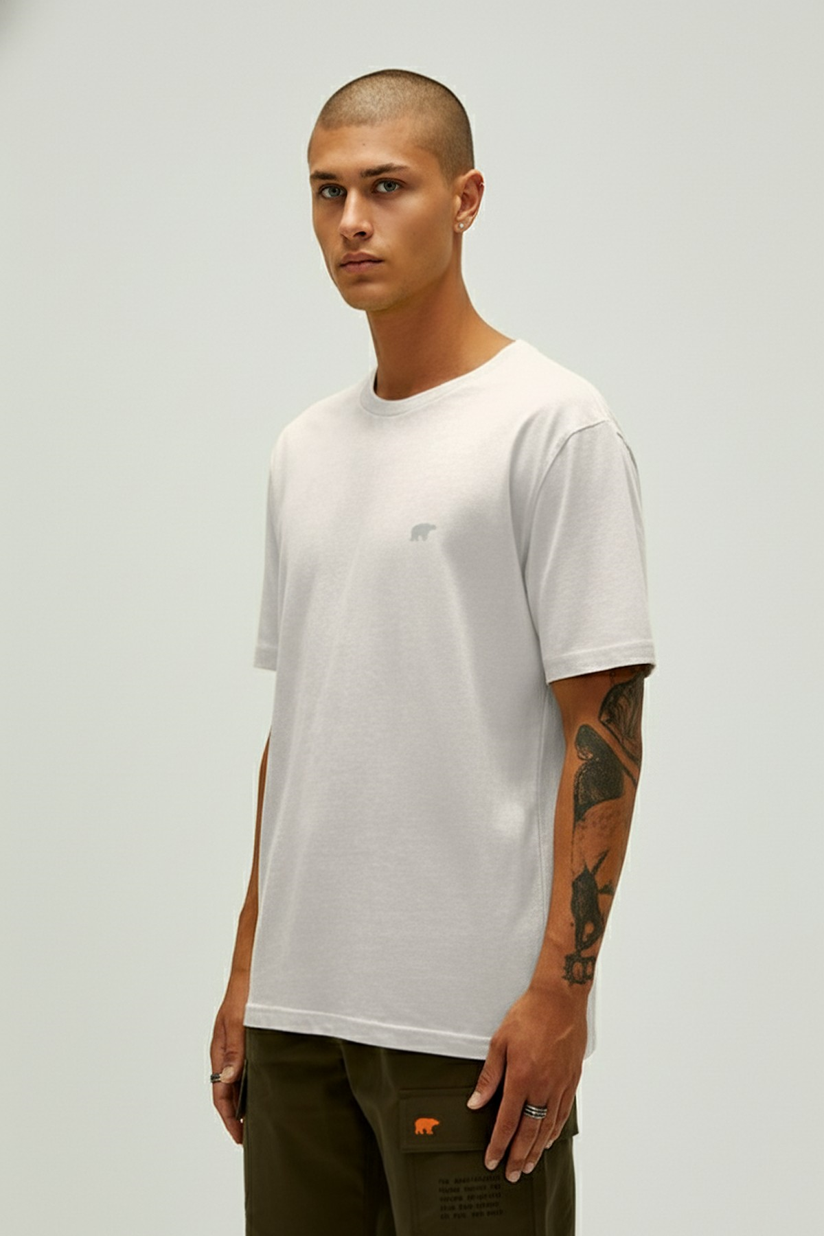 BASIC T-SHIRT BASIC T-SHIRT BEYAZ  MAN T-SHIRT BASIC T-SHIRTBASIC T-SHIRT
