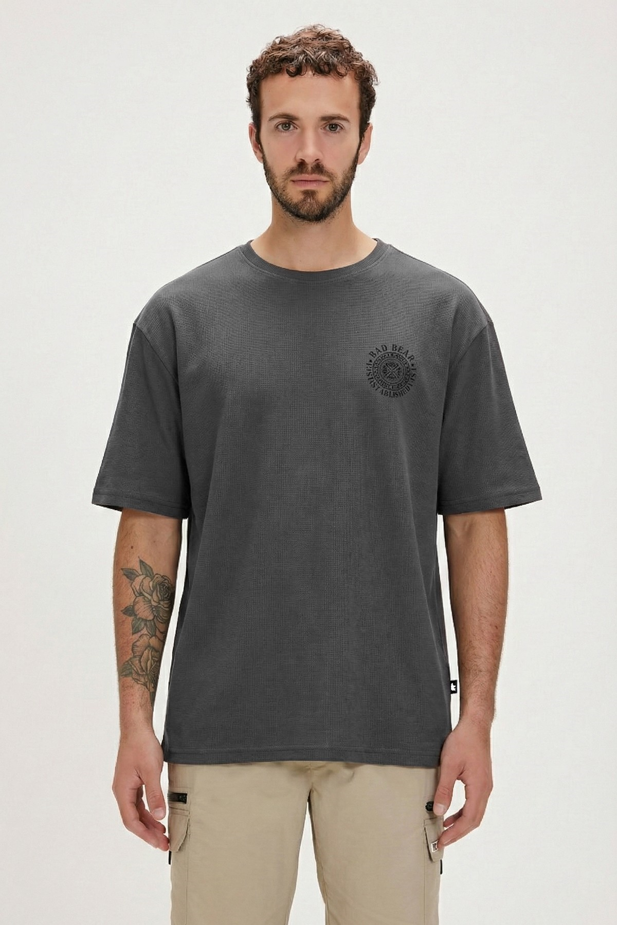 Mons Siyah Erkek Baskılı Tişört