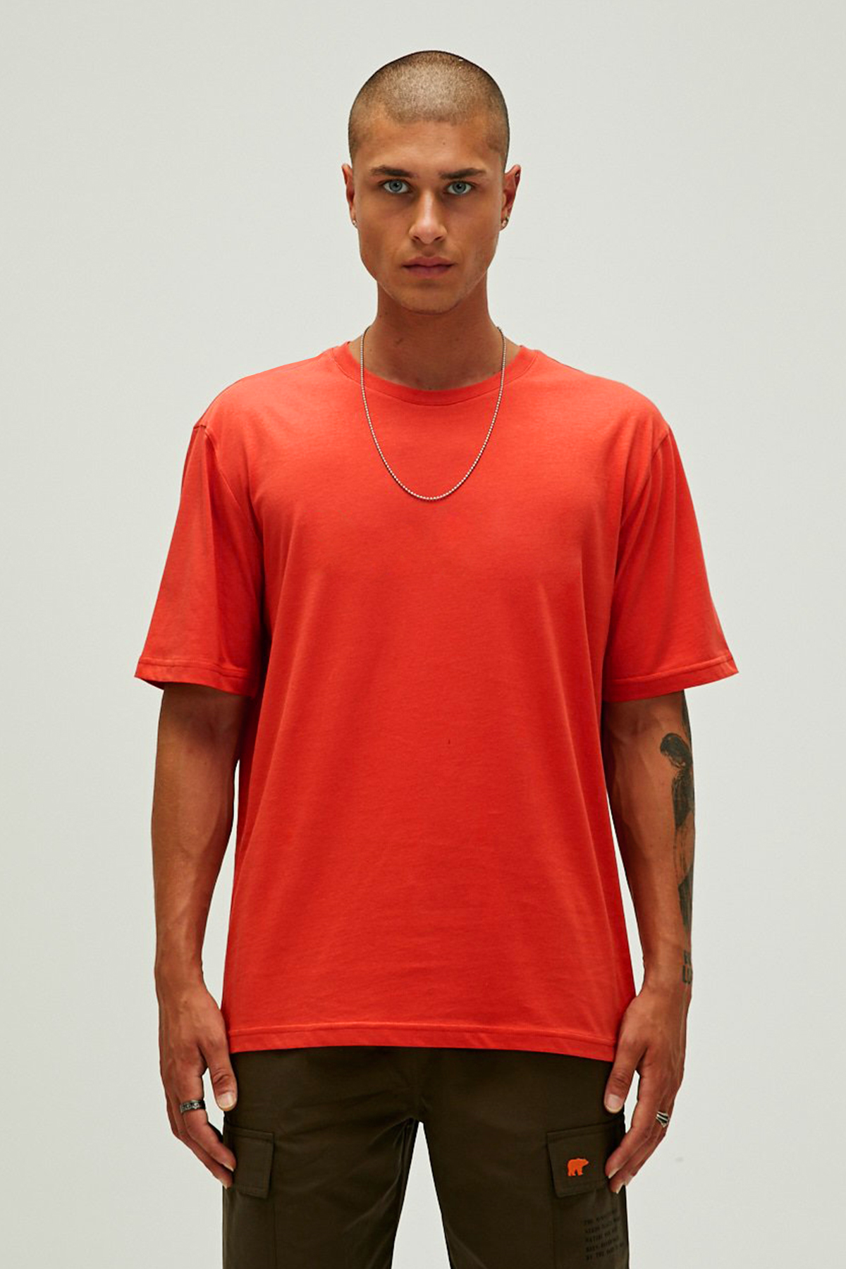 ROUTINE BASIC T-SHIRT BASIC T-SHIRT KIRMIZI  MAN T-SHIRT ROUTINE BASIC T-SHIRTROUTINE BASIC T-SHIRT