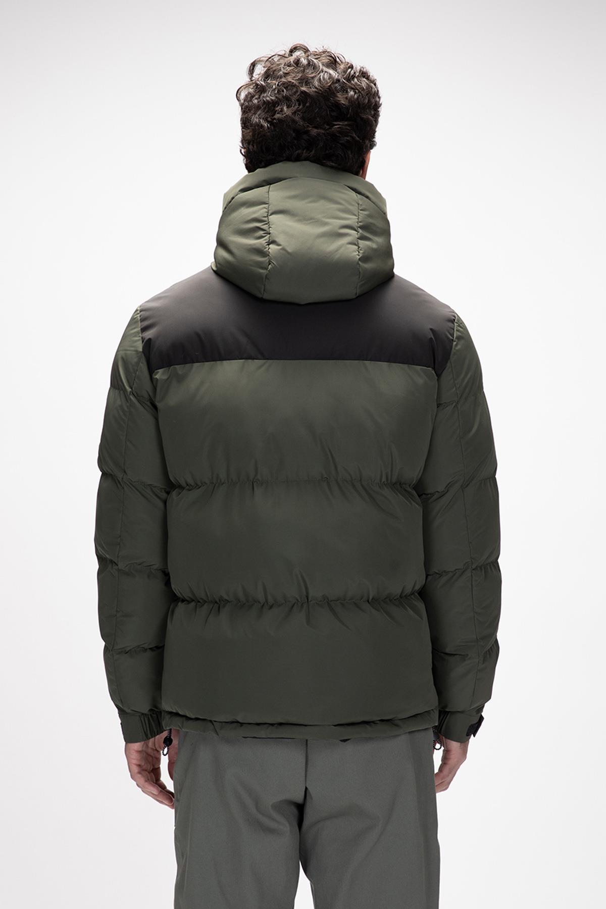 Cup Soluk Yeşi̇l Puffer Kapüşonlu Erkek Mont