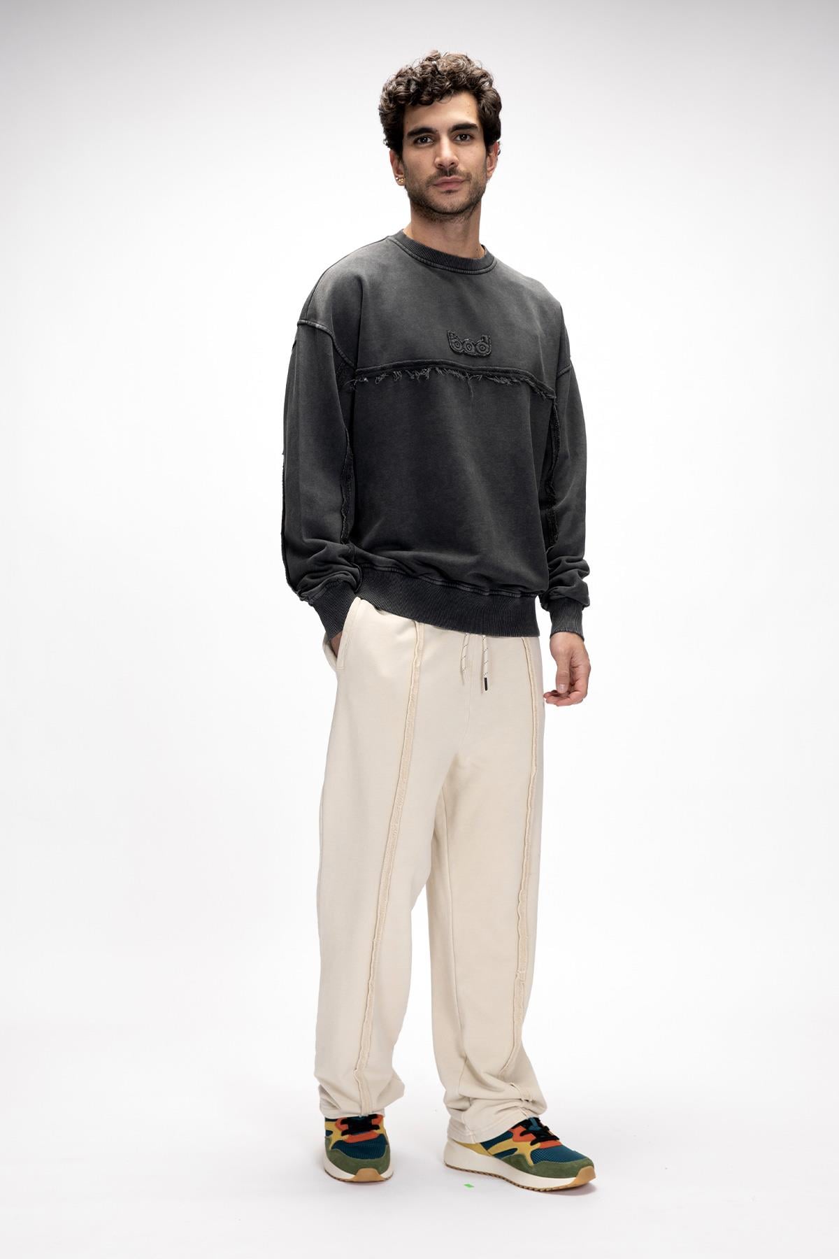 VEX CREWNECK OS CREWNECK SİYAH BELİRTİLMEMİŞ MAN SWEATSHIRT VEX CREWNECK OSVEX CREWNECK OS