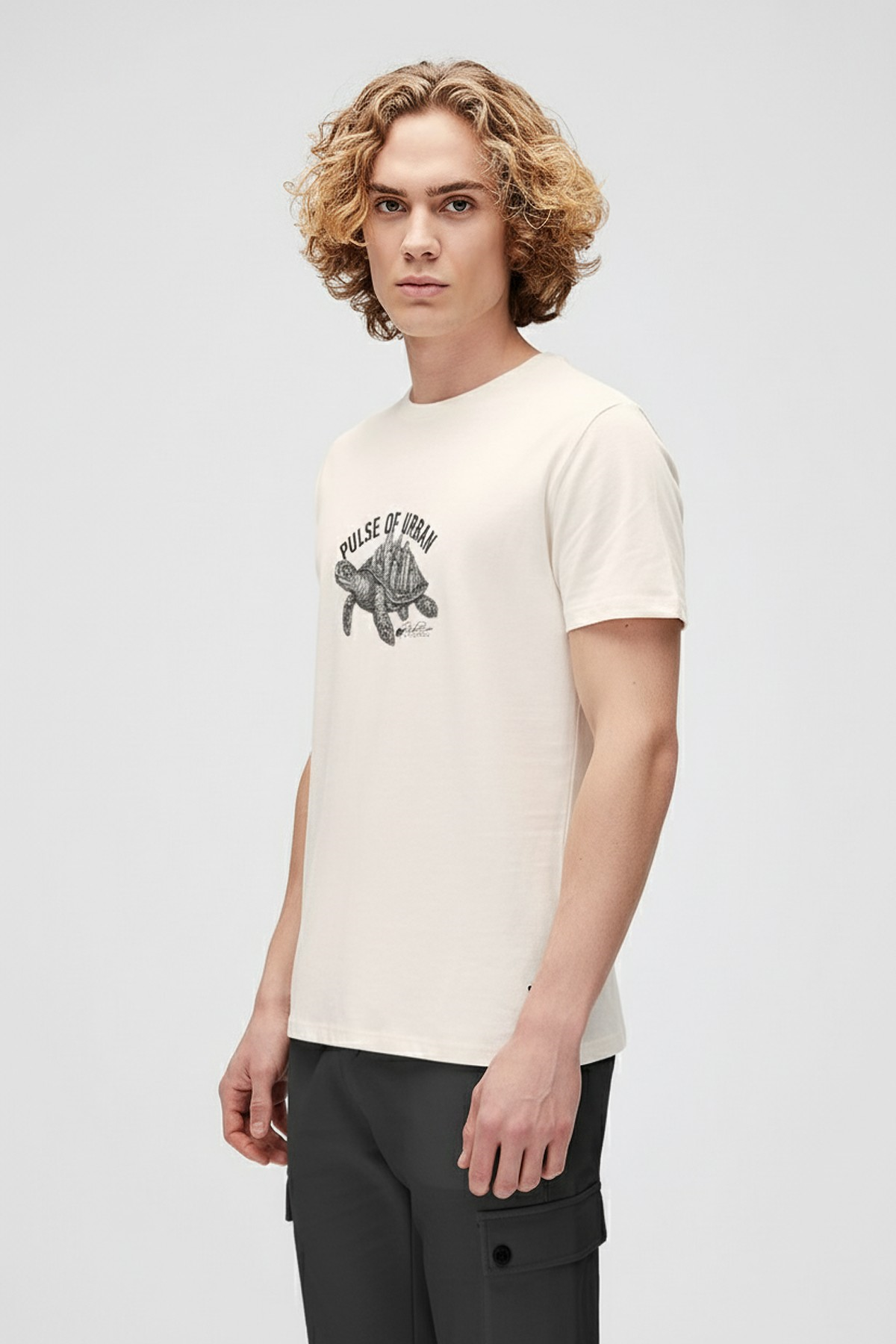 CARETTA PULSE T-SHIRT PRINTED T-SHIRT BEYAZ  MAN T-SHIRT CARETTA PULSE T-SHIRTCARETTA PULSE T-SHIRT