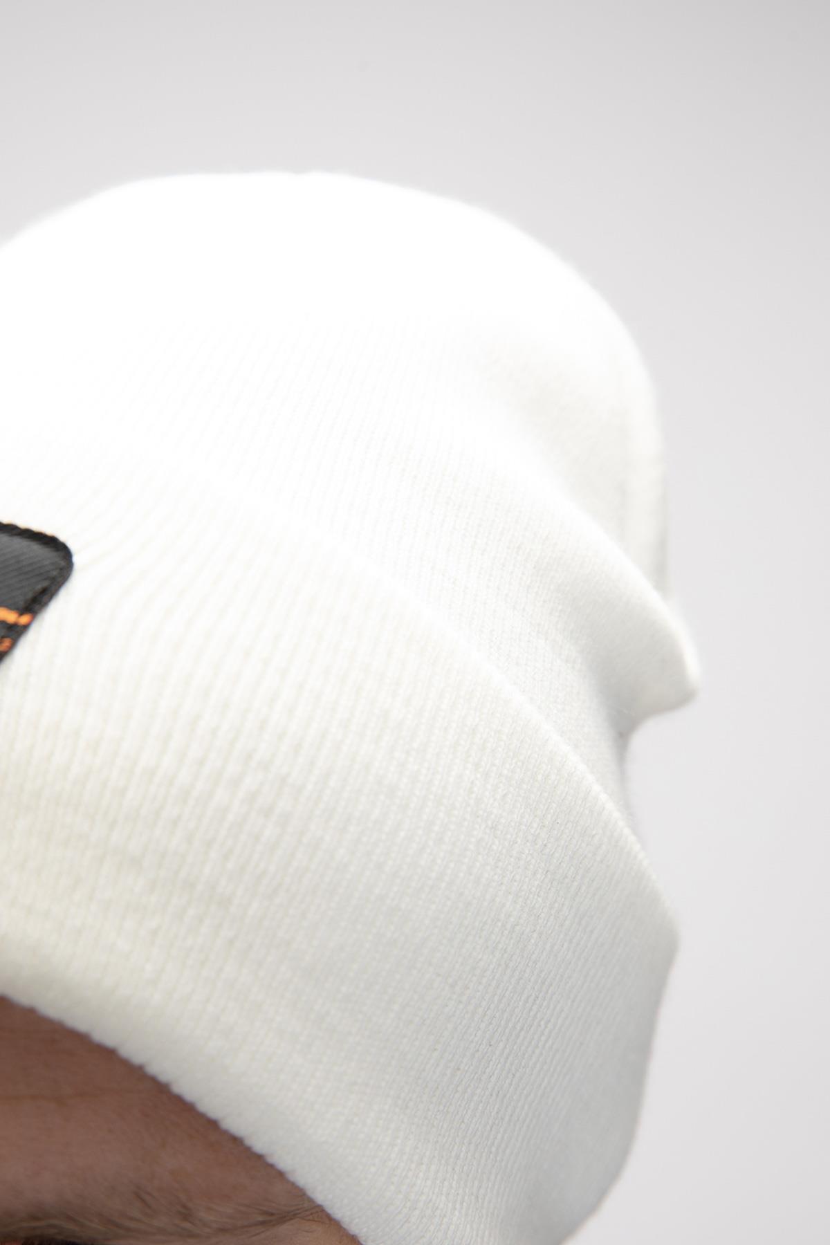 STAR BEANIE BEANIE BEYAZ BELİRTİLMEMİŞ UNISEX BEANIE STAR BEANIESTAR BEANIE