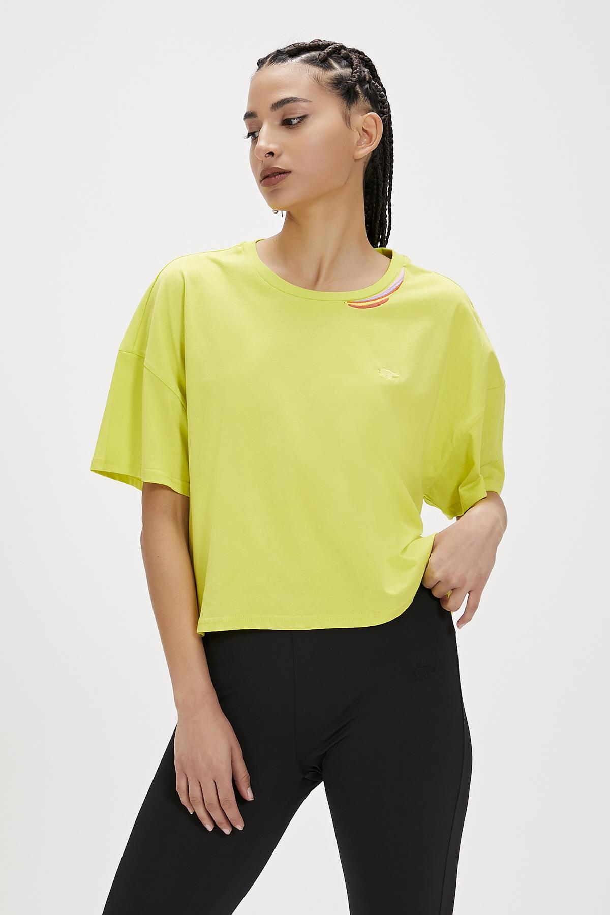 Amanda Yeşil Basic Kadın Tişört