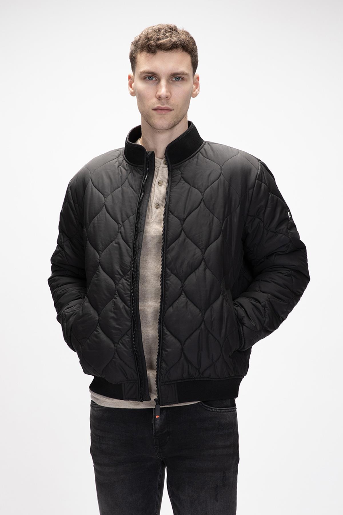 Down Brussel Si̇yah Erkek Mont