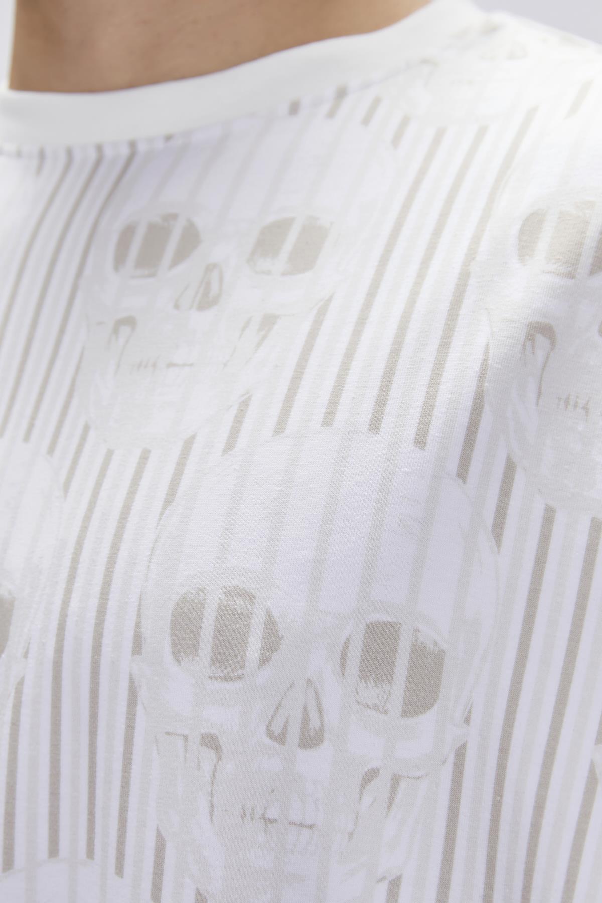 Breet Off-White Mens Oversize T-Shirt