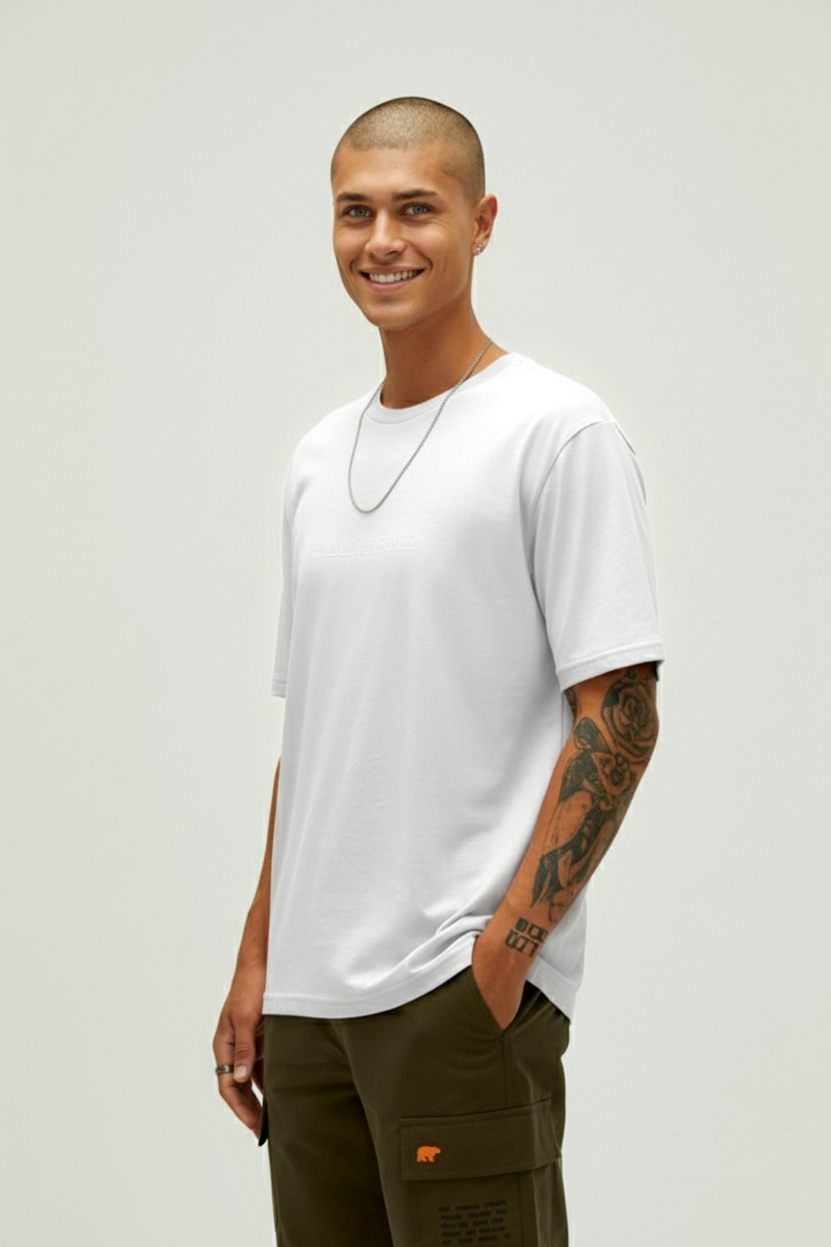 SMALL LINES T-SHIRT PRINTED T-SHIRT BEYAZ  MAN T-SHIRT SMALL LINES T-SHIRTSMALL LINES T-SHIRT