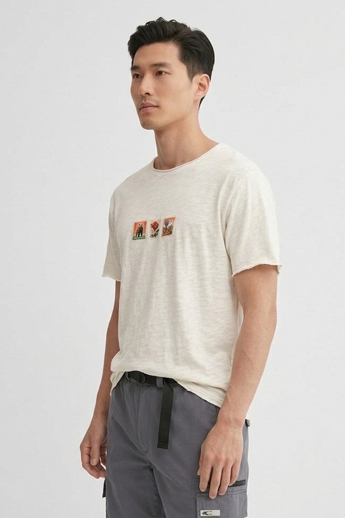 Rose Beyaz Erkek Baskılı Tişört