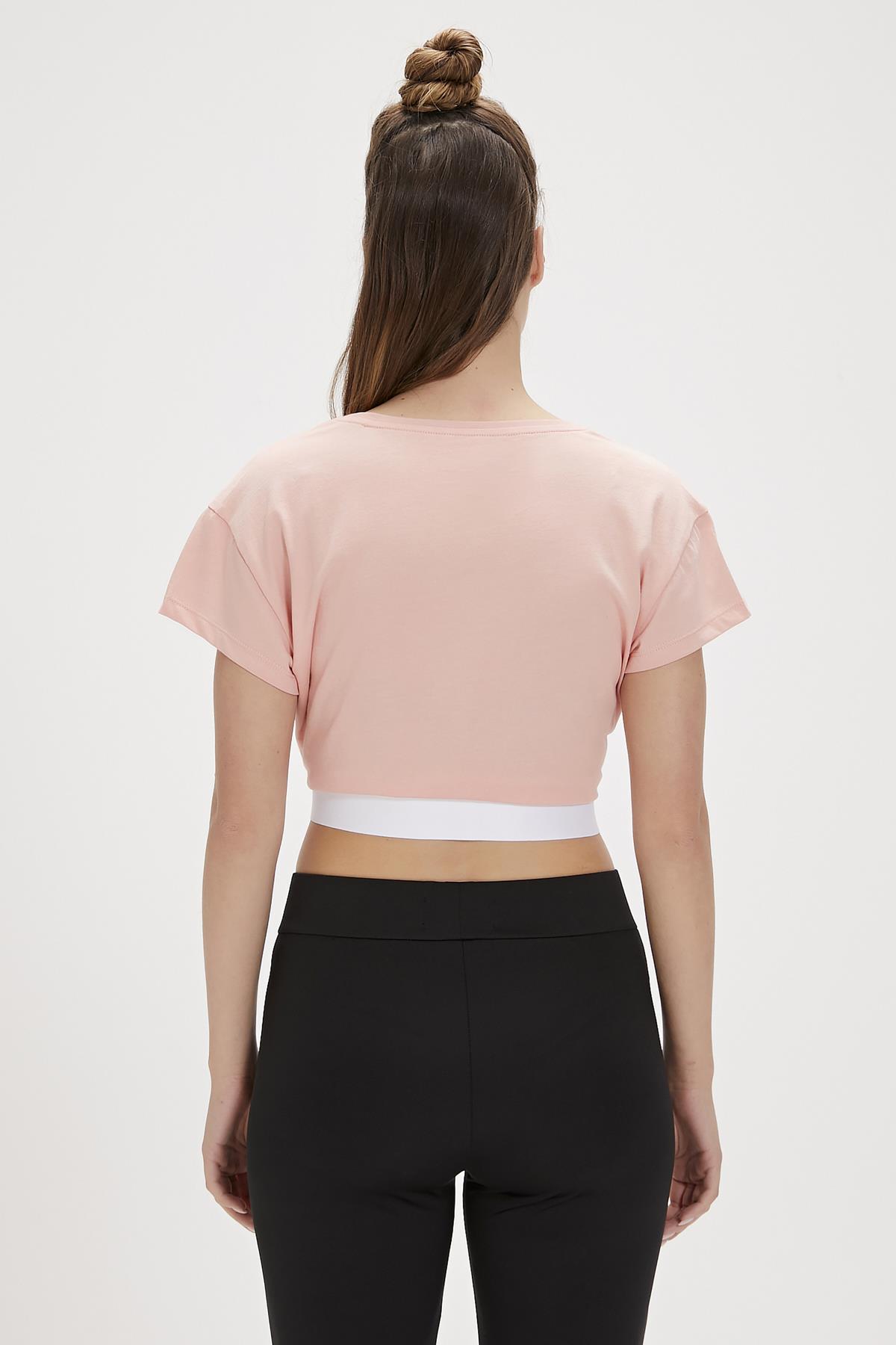 Della Pembe Baskılı Kadın Tişört