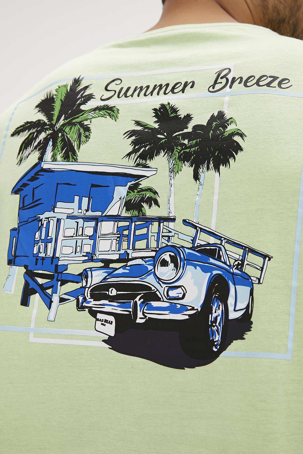 Dustin Yeşil Baskılı Erkek Tişört