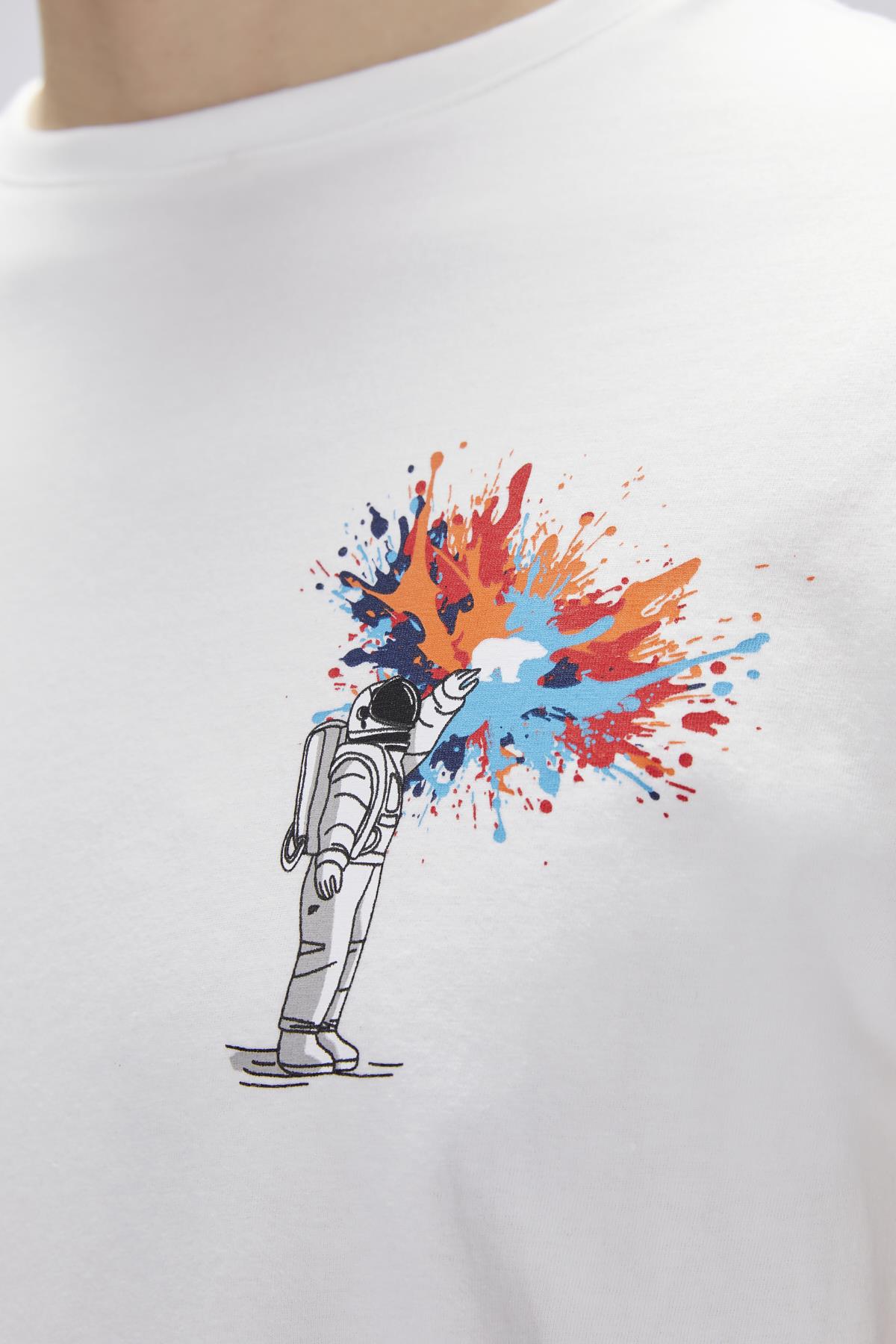 Endless Beyaz Erkek Baskılı Tişört