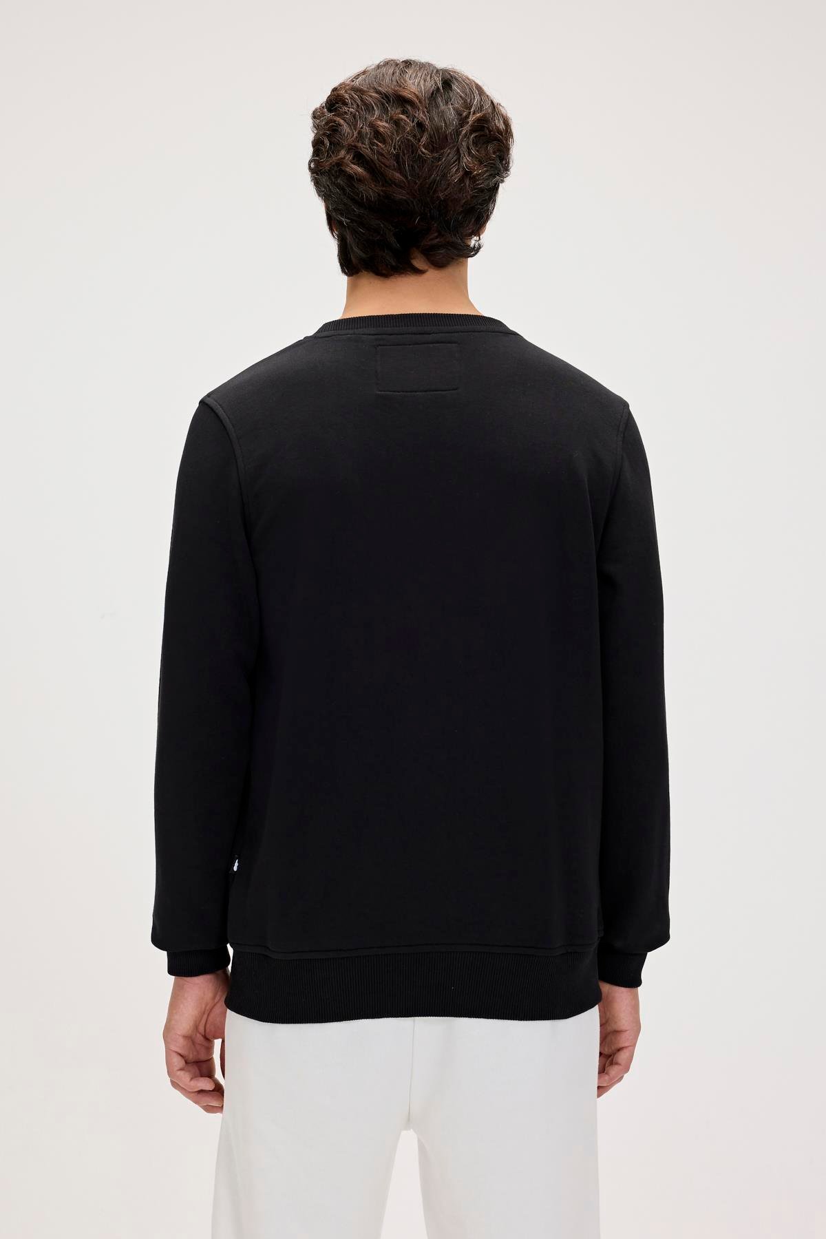 Furry Siyah Erkek Baskılı Sweatshirt