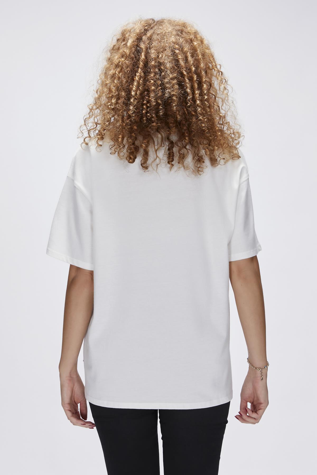 Gina Beyaz Kadın Tişört