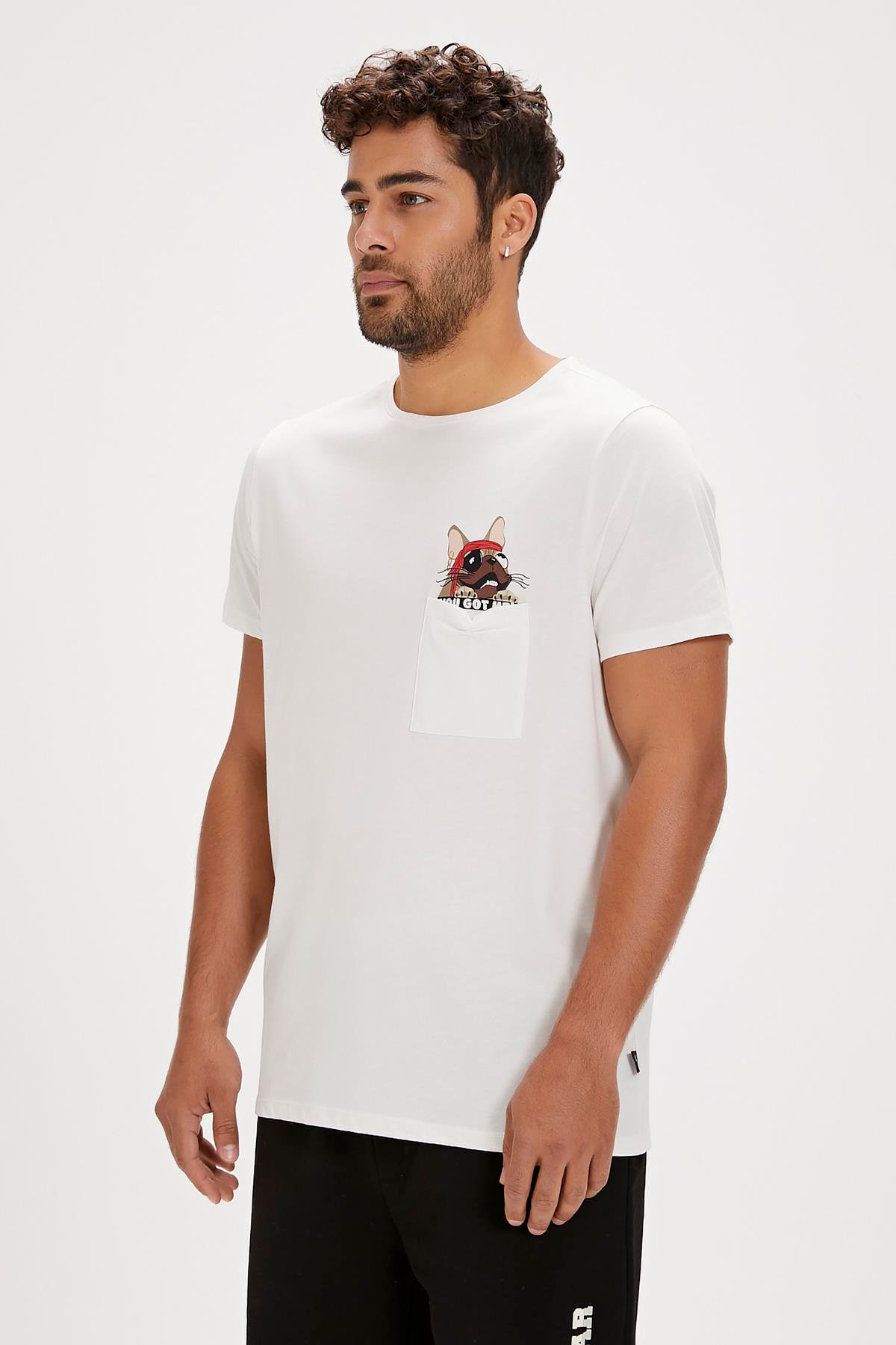 Gotcha Beyaz Baskılı Erkek Tişört
