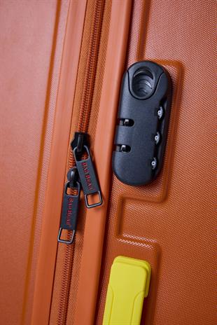 Logo Turuncu Orta Boy Tekerlekli ABS Valiz 64 Lt.