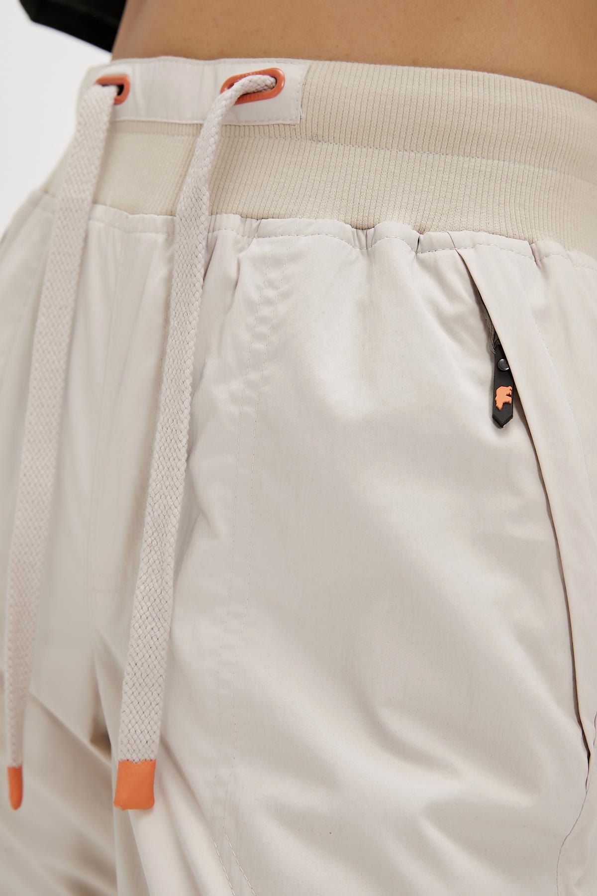 Mila Beige Womens Pants